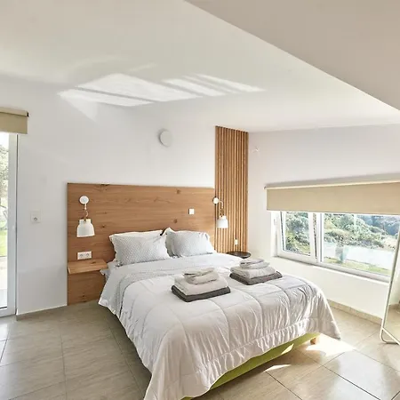 Moly - Luxury With Heated Private Pool Agia Triada