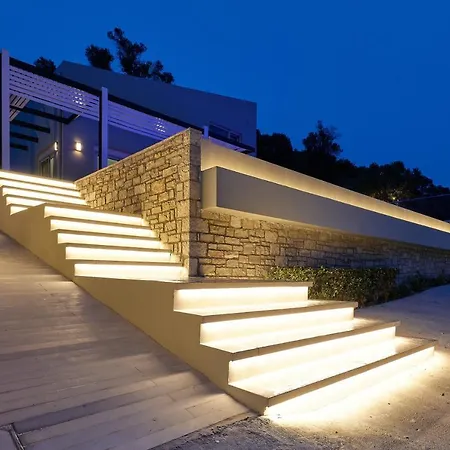 Villa Moly - Luxury With Heated Private Pool